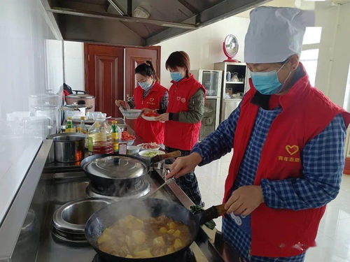 邢台水产公司正餐服务志愿行 传承雷锋精神，温暖社区餐桌